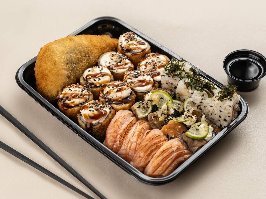 Combo Pampulha 20 unidades + Temaki hot